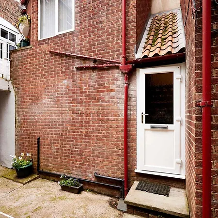 Host & - Cobblers Holiday home Whitby
