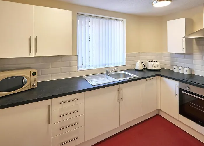 Host & - Cobblers * Whitby